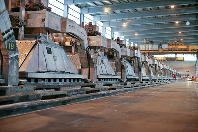 Électrolyseur usine
            aluminium